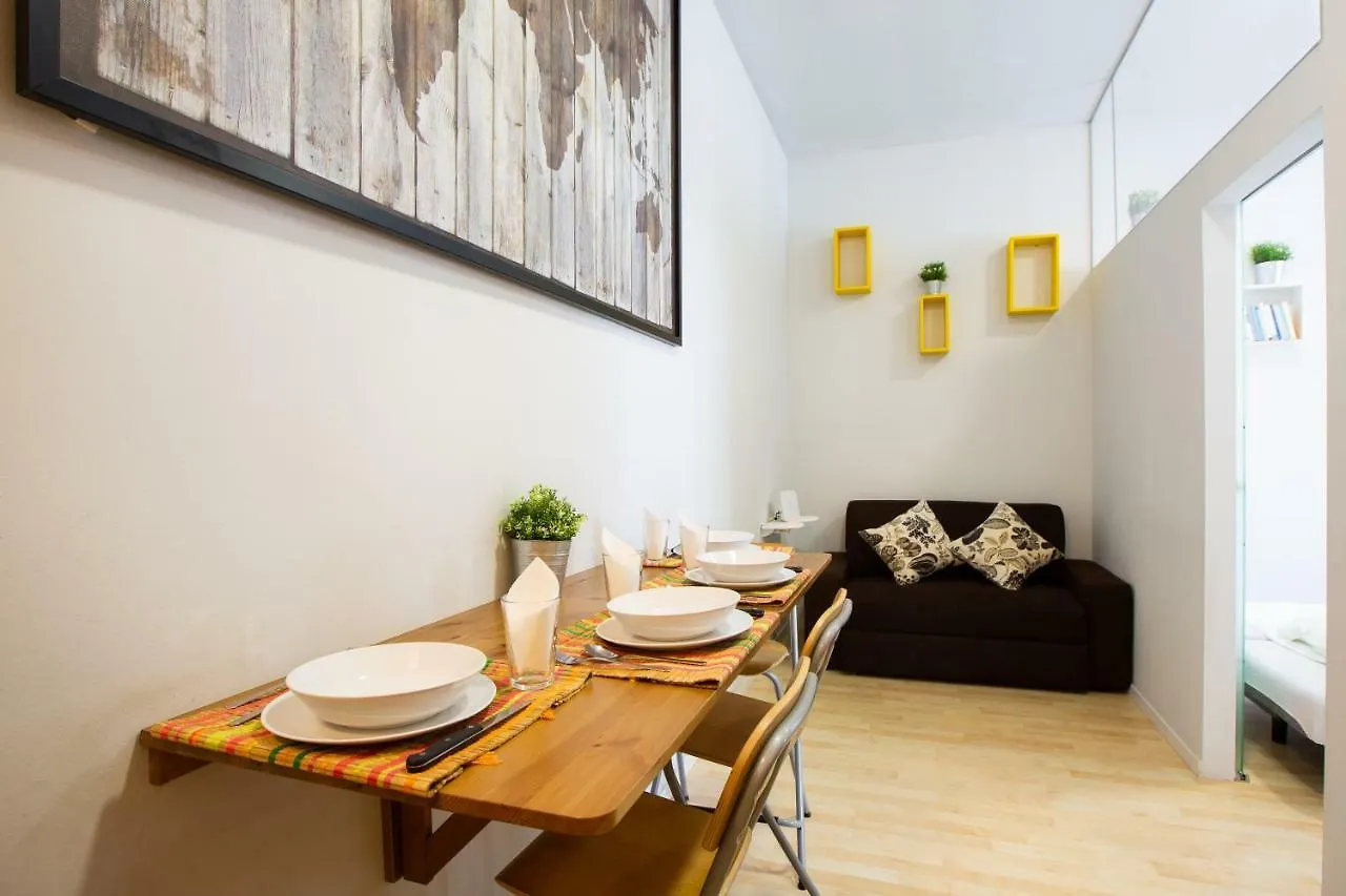 Apartment Veniero 12 Milan