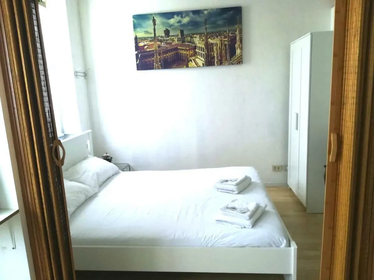 Apartment Veniero 12 Milan